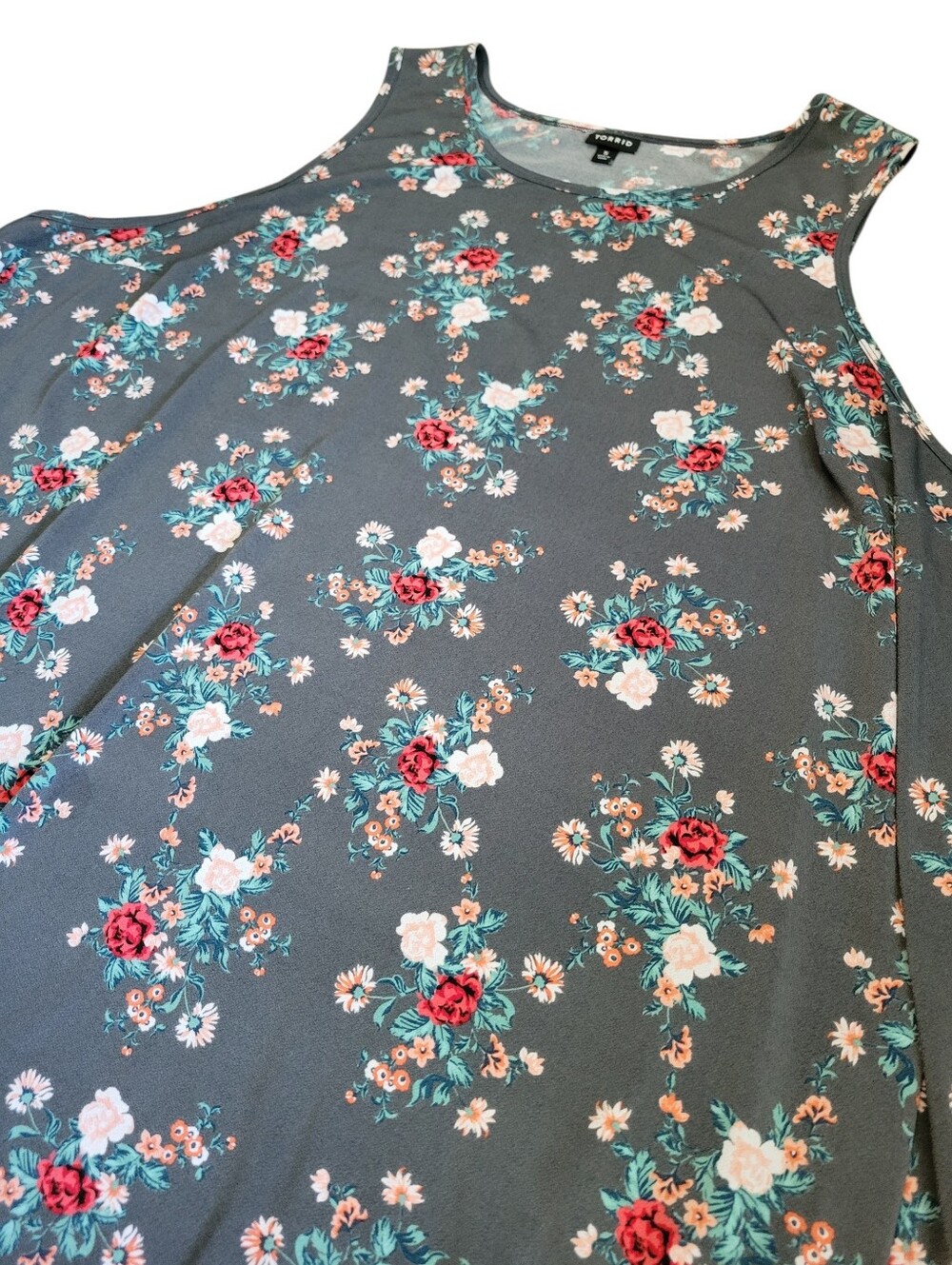 Torrid Gray Floral Crepe Tank Top Plus Size 5 5x - Picture 4 of 8